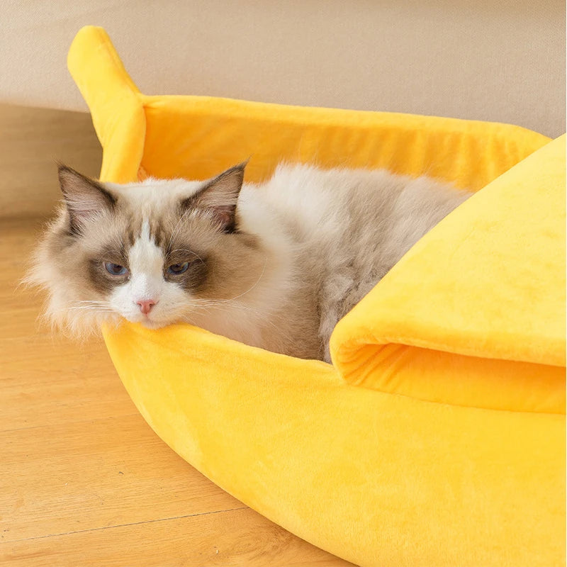 AnimalsShop™ Cute Banana-Shaped Cat Bed – Cozy and Durable Pet House with Soft Cushion | Warm Portable Basket for Cats and Small Dogs